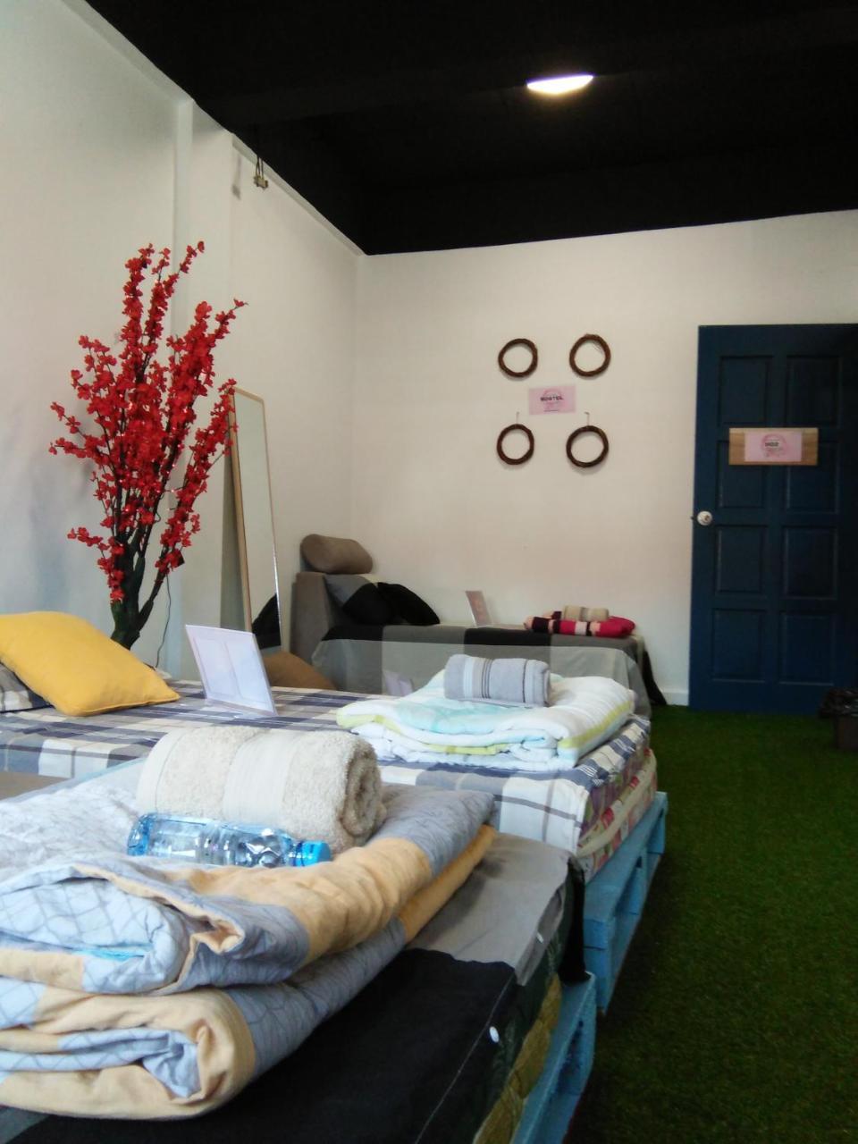 Co.Living Hostel Bandar Seri Begawan Exterior foto