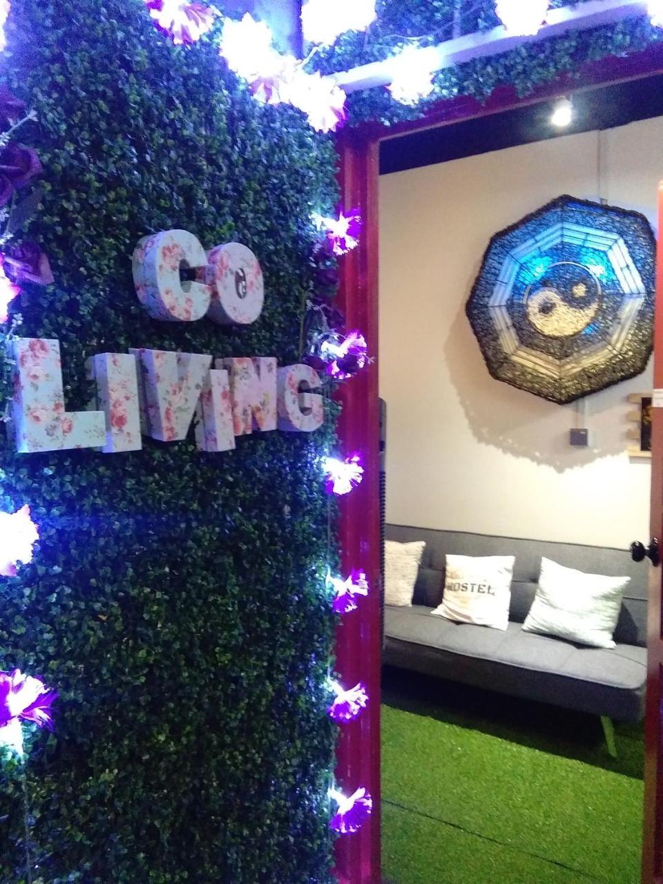 Co.Living Hostel Bandar Seri Begawan Exterior foto