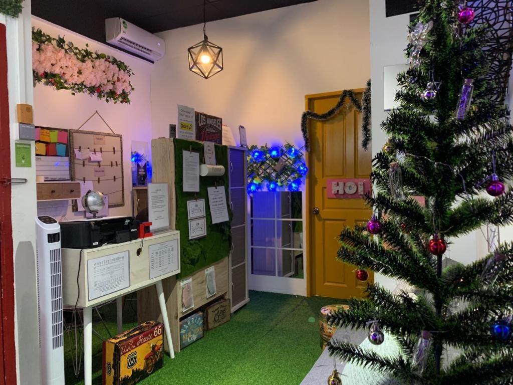 Co.Living Hostel Bandar Seri Begawan Exterior foto