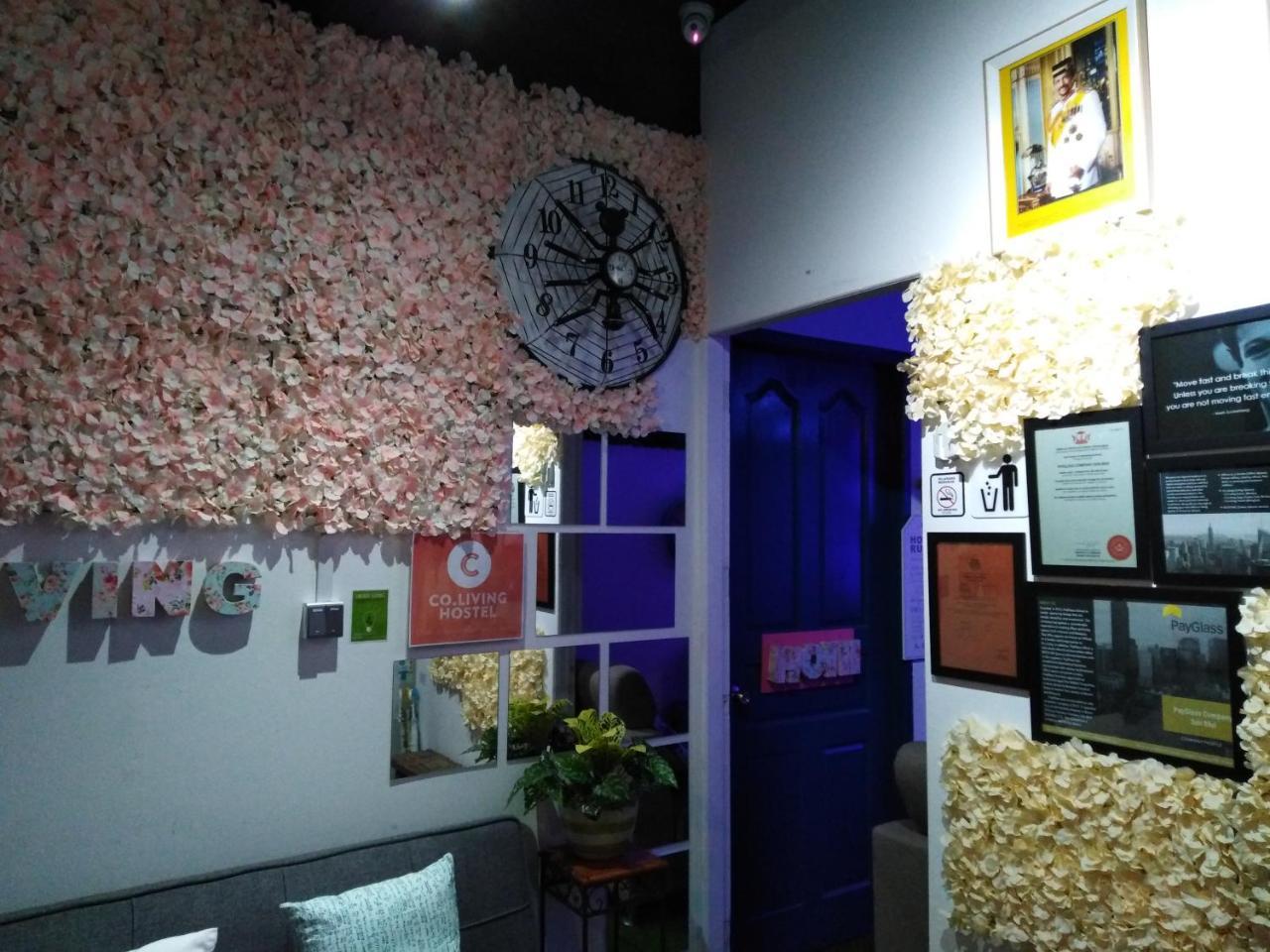 Co.Living Hostel Bandar Seri Begawan Exterior foto